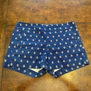 J. Crew Chino Style Short Blue with Medallion Print in Pink, yellow green Size 4
